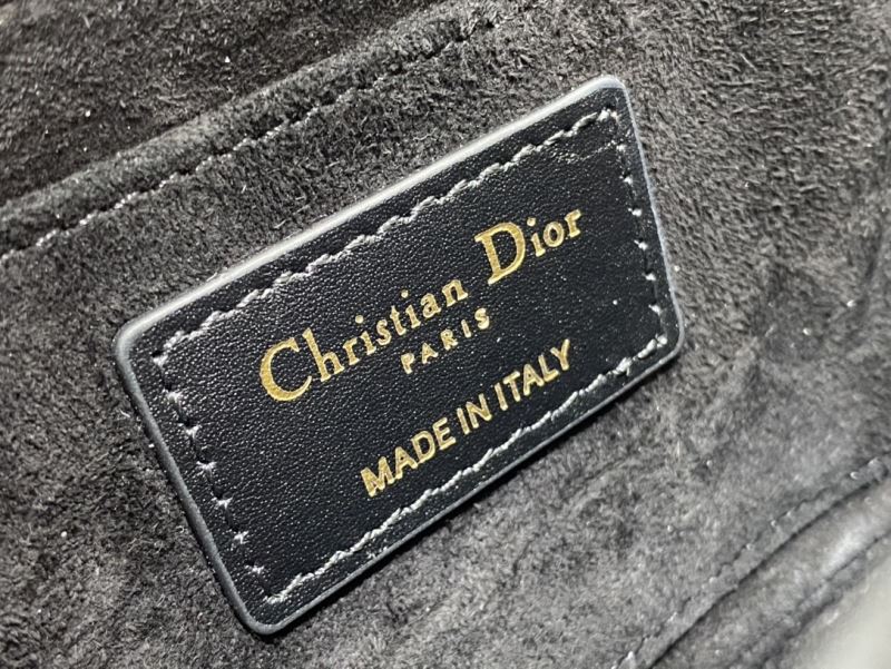 Christian Dior Montaigne Bags